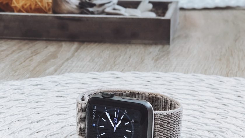 black and gray smartwatch